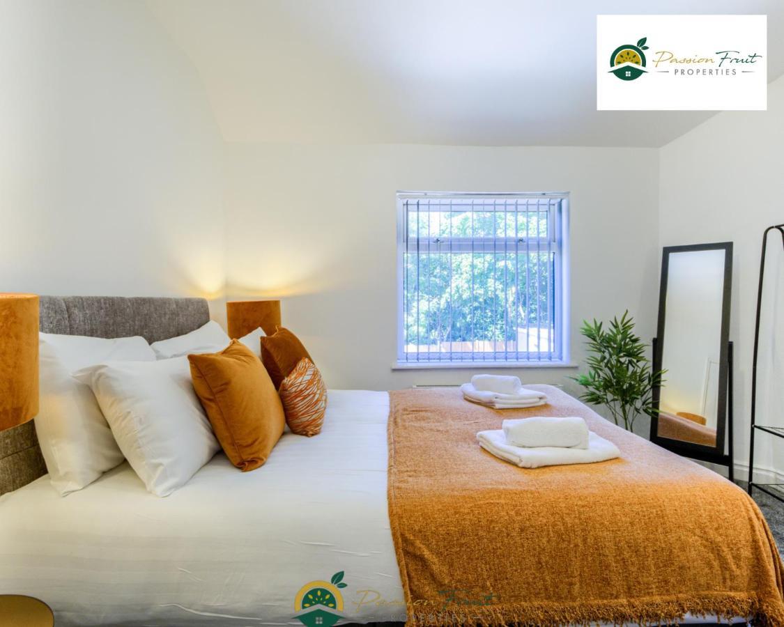 3 Bedroom Coventry House By Passionfruitproperties With Free Wi-Fi, Large Garden And Driveway - 52Nrc Екстериор снимка
