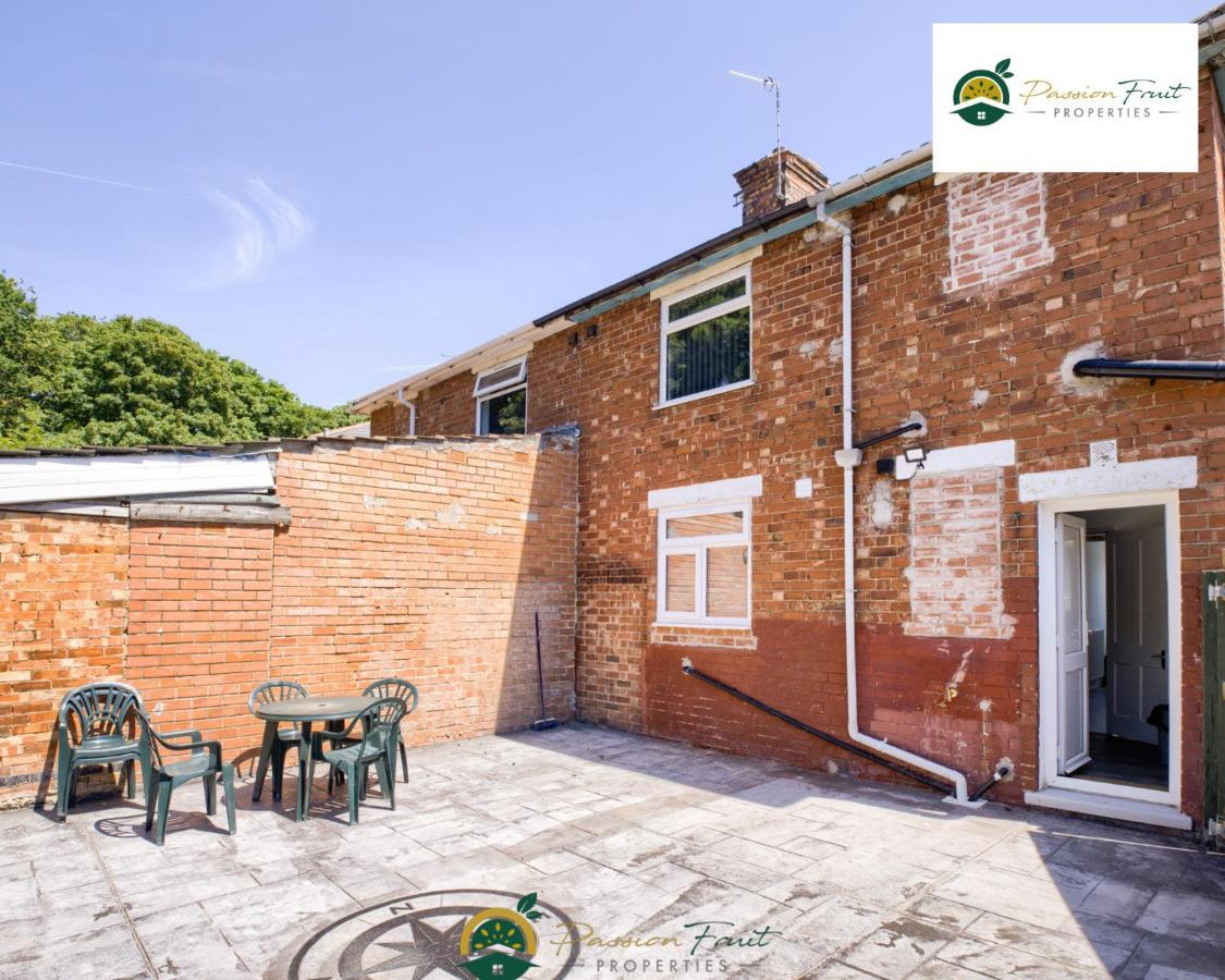 3 Bedroom Coventry House By Passionfruitproperties With Free Wi-Fi, Large Garden And Driveway - 52Nrc Екстериор снимка