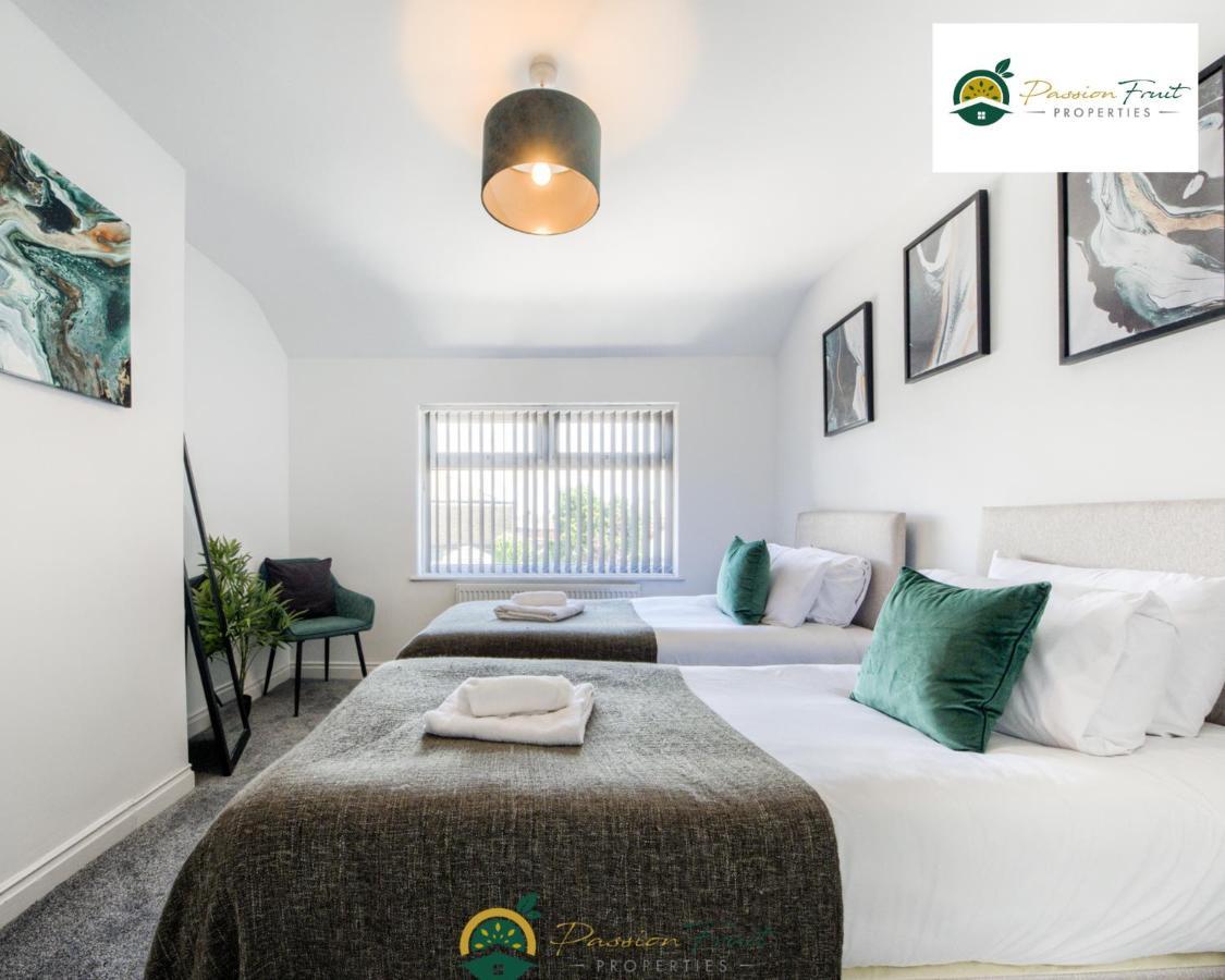 3 Bedroom Coventry House By Passionfruitproperties With Free Wi-Fi, Large Garden And Driveway - 52Nrc Екстериор снимка